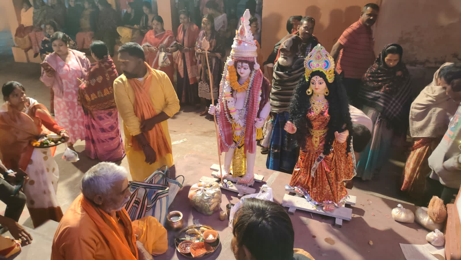 শিবরাত্রি উপলক্ষ্যে পানাগড়ে অনুষ্ঠিত হলো শিব পার্বতীর বিয়ের অনুষ্ঠান