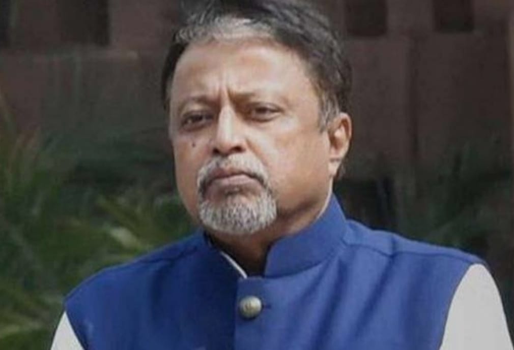 না-ফেরার দেশে রাজনীতিবিদ 'মুকুল' রায়