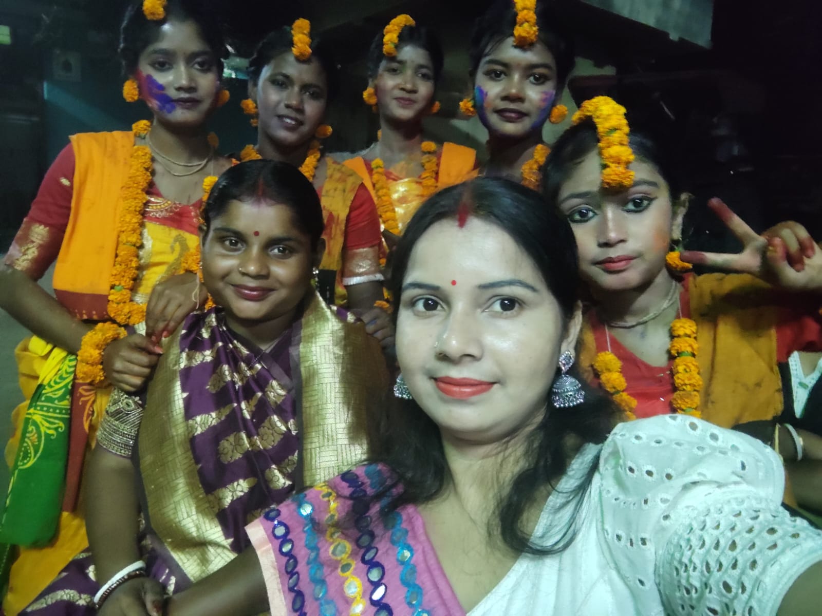 দোল উৎসবে মেতে উঠল নৃত্য একাডেমির কচিকাচারা