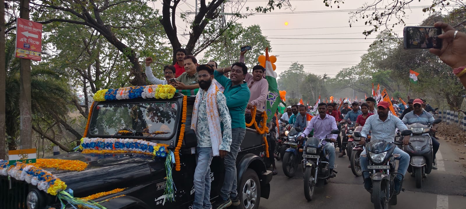 এসআইআর–এর প্রতিবাদে সালানপুরে তৃণমূলের মহা মিছিল