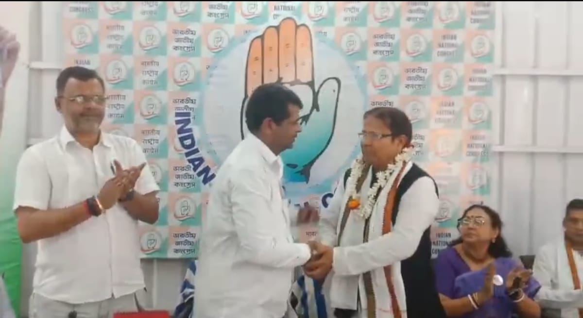 আসানসোল কংগ্রেস কার্যালয়ে আন্তর্জাতিক নারী দিবস উপলক্ষে মহিলা কংগ্রেস কর্মীদের নিয়ে বৈঠক