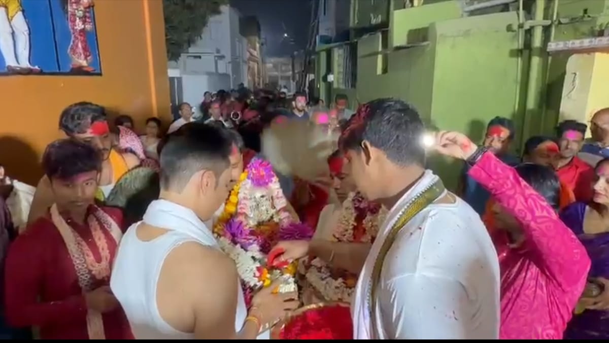ফের রংয়ের উৎসব,পঞ্চম দোল কুলটির মিঠানি গ্রামে