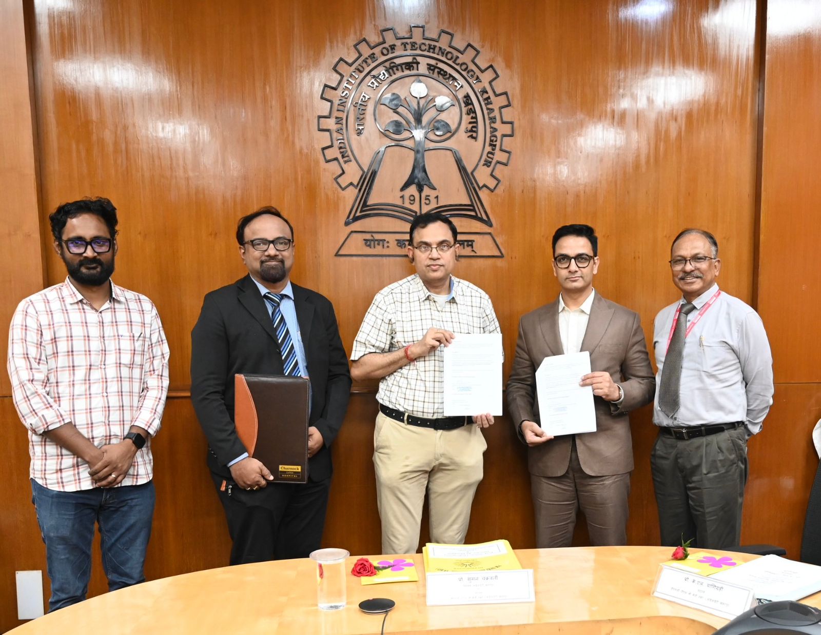 গবেষণা ও চিকিৎসাগত উৎকর্ষ সাধনে চার্নক হাসপাতালের সাথে আইআইটি খড়গপুরের মউ স্বাক্ষর
