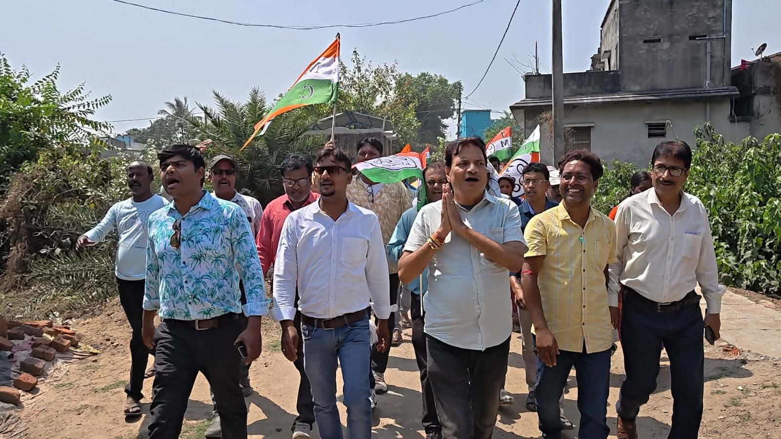 সালানপুরে জোরদার প্রচার তৃণমূল প্রার্থী বিধান উপাধ্যায়ের   