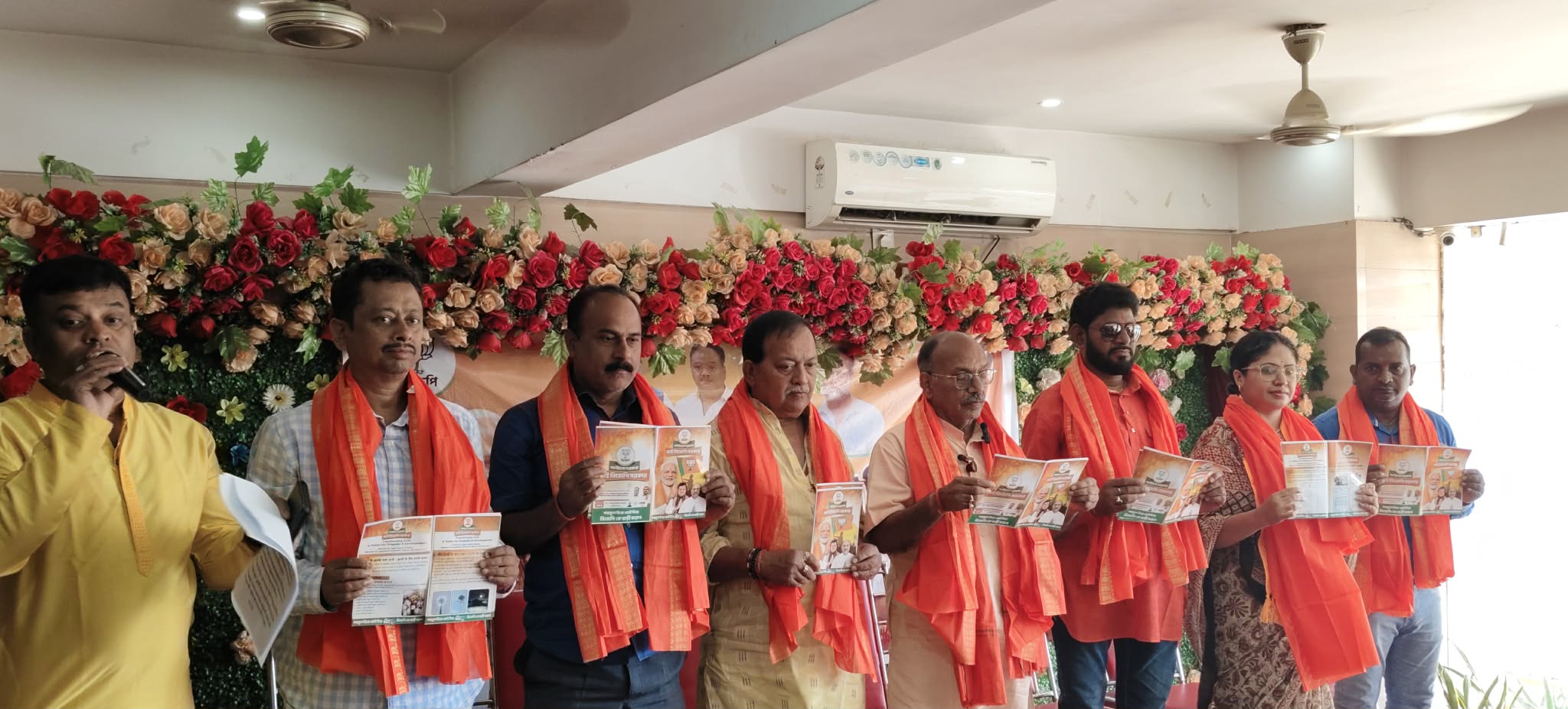 সাংবাদিক বৈঠক করে উন্নয়নের খতিয়ান তুলে ধরলেন বিজেপি প্রার্থী 