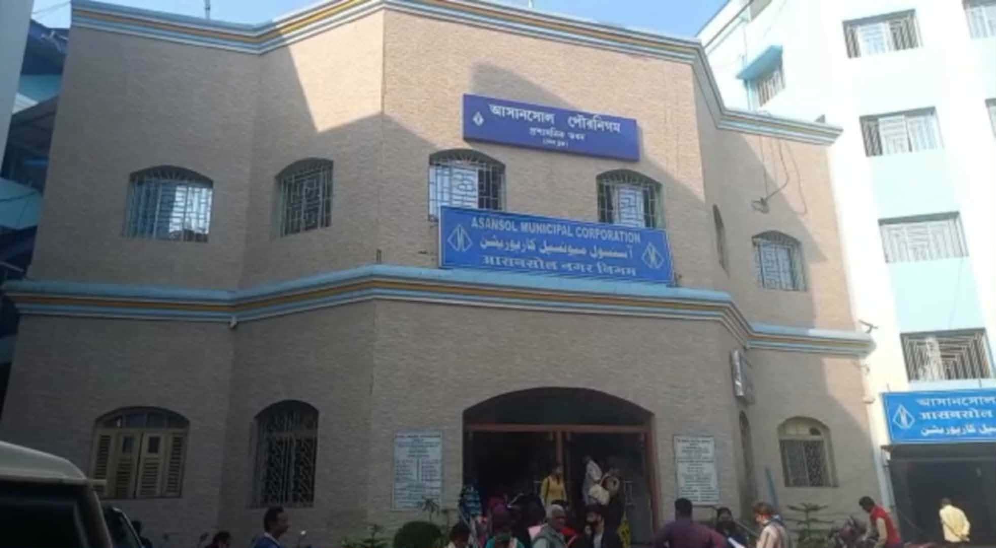 ​আসানসোল পুরনিগম: নাগরিক যন্ত্রণায় উত্তাল বোর্ড বৈঠক