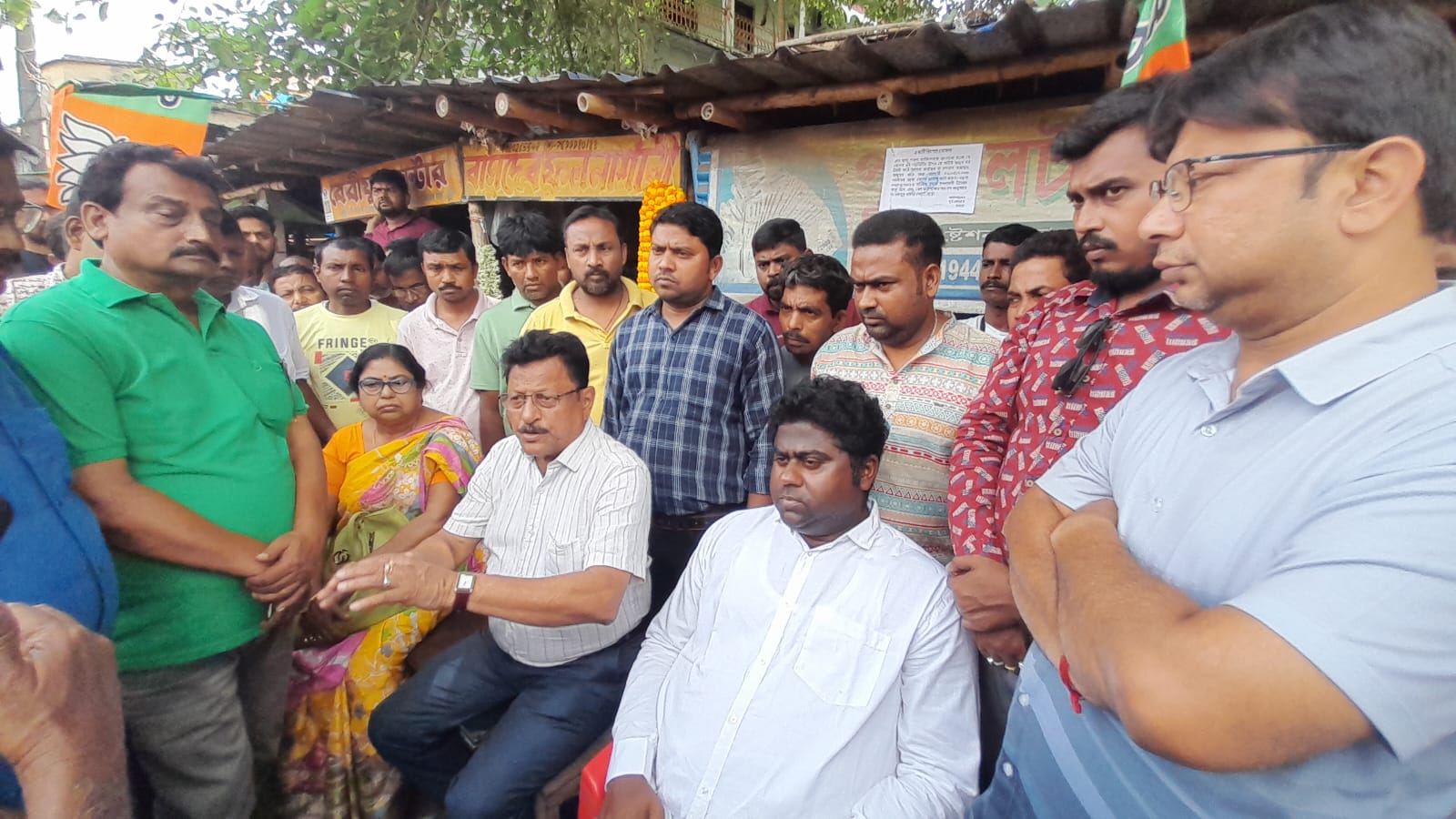 উচ্ছেদের আতঙ্ক মেমারিতে, সরব তৃণমূল প্রার্থী