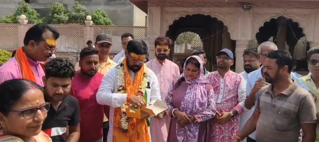 গণনার আগে দেবাদিদেবের শরণে দুর্গাপুরের দুই বিজেপি প্রার্থী