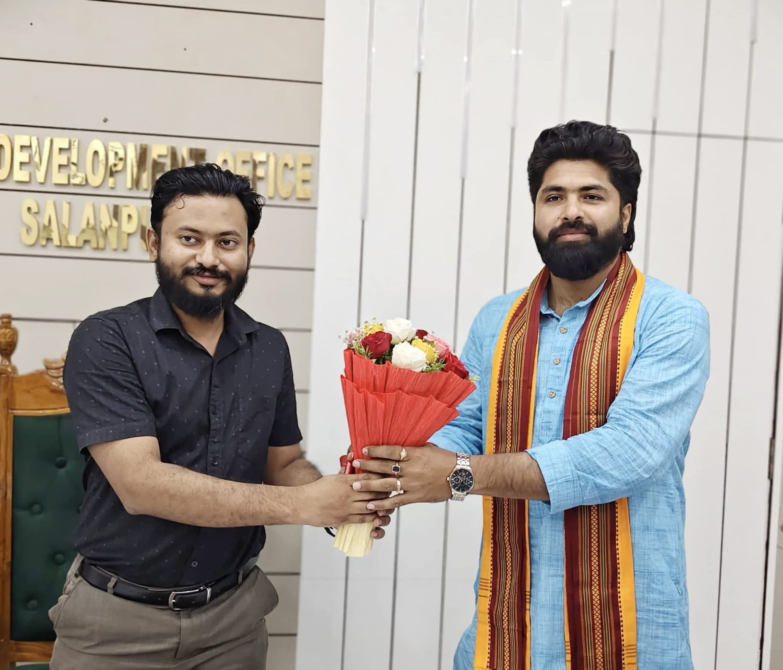 সালানপুর ব্লক (বিডিও) কার্যালয়ে একটি গুরুত্বপূর্ণ বৈঠক করলেন নব নির্বাচিত বিধায়ক অরিজিৎ রায়