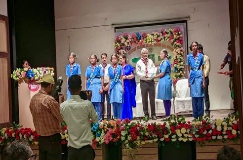 "সাফল্যের সোপান: ইস্টার্ন রেলওয়ে ভারত স্কাউটস অ্যান্ড গাইডসের সাথে আপনার সন্তানের ভবিষ্যৎ গড়ে তুলুন"