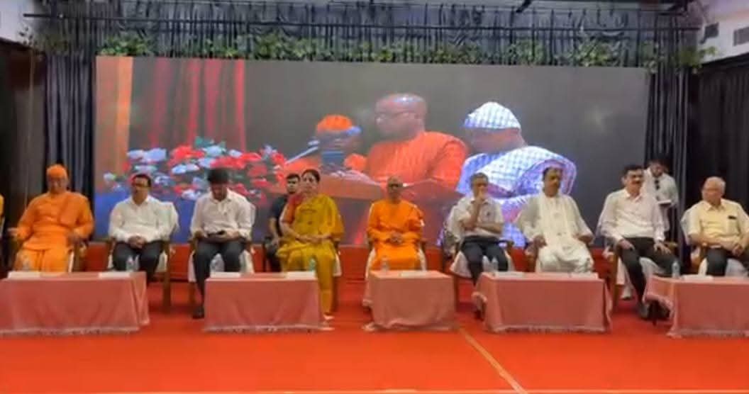 স্বামী বিবেকানন্দ স্কলারশিপ প্রদান, মেধাবী পড়ুয়াদের পাশে প্রশাসন
