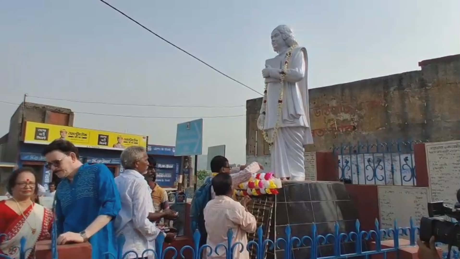 বর্ণাঢ্য আয়োজনে নজরুলের ১২৭তম জন্মজয়ন্তী পালন ও নজরুল মেলার সূচনা