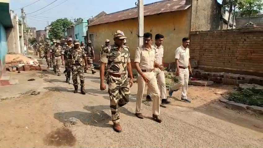 কুরবানি ঈদ উপলক্ষ্যে সাম্প্রদায়িক সম্প্রীতি রক্ষায় তৎপর বারাবনি পুলিশ