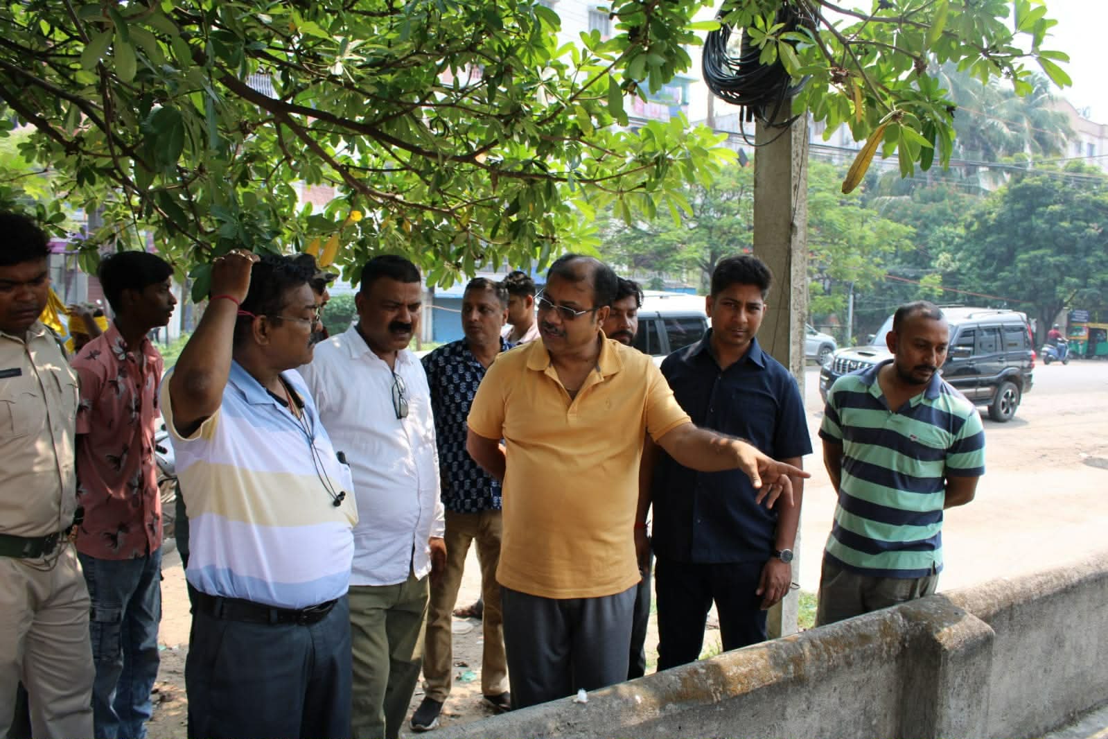 বর্ষার আগে ড্রেন পরিদর্শনে বিজেপি বিধায়ক, জলনিকাশি নিয়ে কড়া নির্দেশ