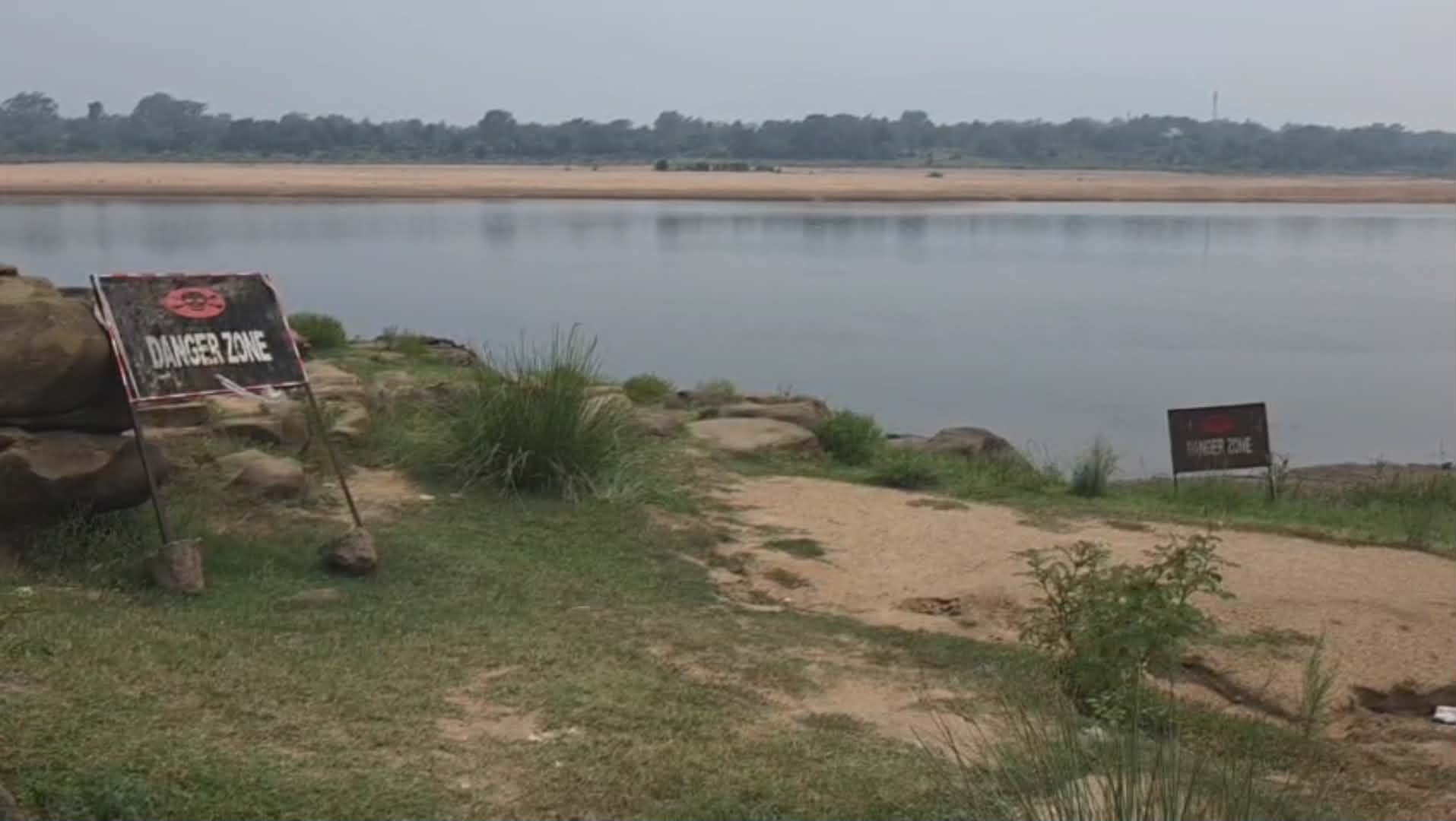 আসানসোলে শোকের ছায়া: দামোদরে তলিয়ে মৃত্যু তিন স্কুলছাত্রের
