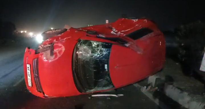 মেলাকলা মোড়ে পথ দুর্ঘটনা মেলাকলা মোড়ে পথ দুর্ঘটনা