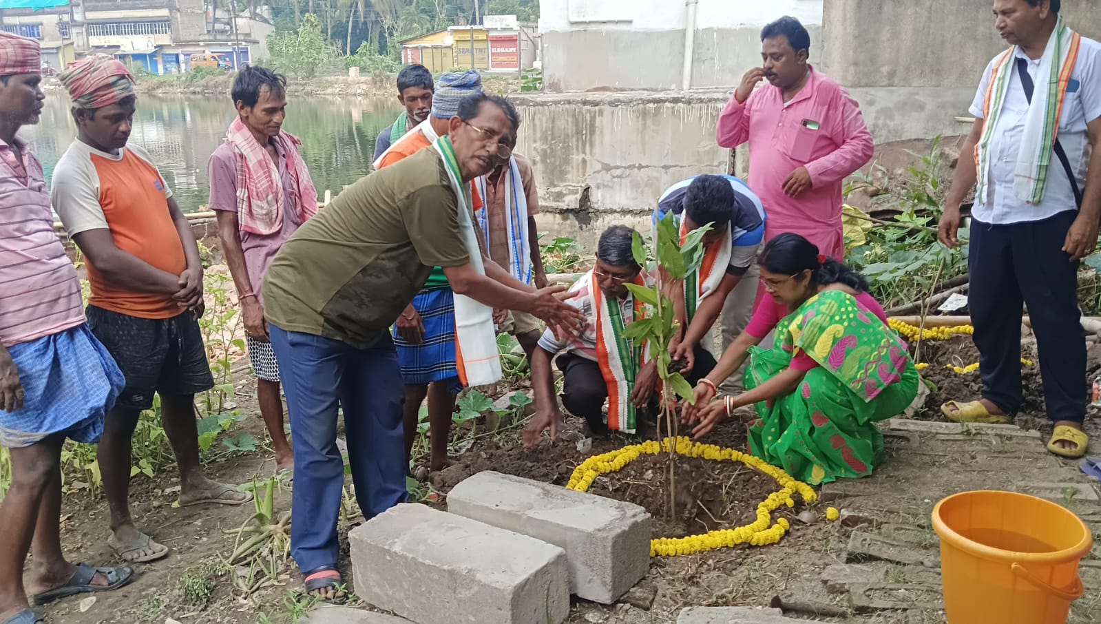 পালিত হলো ‘বিশ্ব বসুন্ধরা দিবস’ পালিত হলো ‘বিশ্ব বসুন্ধরা দিবস’