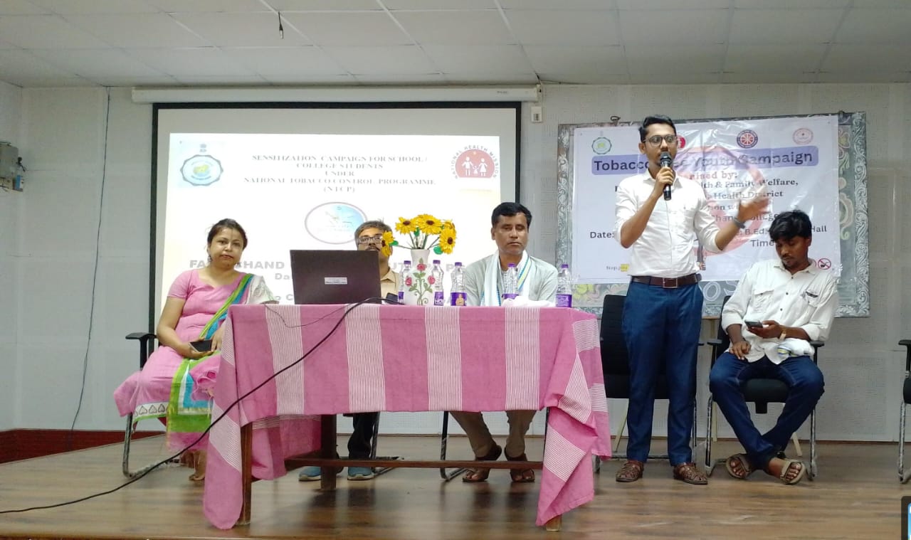 সুস্থ্য জীবন গড়ার লক্ষ্যে সমাজকে বার্তা দিতে কলেজের ছাত্র ছাত্রীদের নিয়ে সচেতন শিবির সুস্থ্য জীবন গড়ার লক্ষ্যে সমাজকে বার্তা দিতে কলেজের ছাত্র ছাত্রীদের নিয়ে সচেতন শিবির