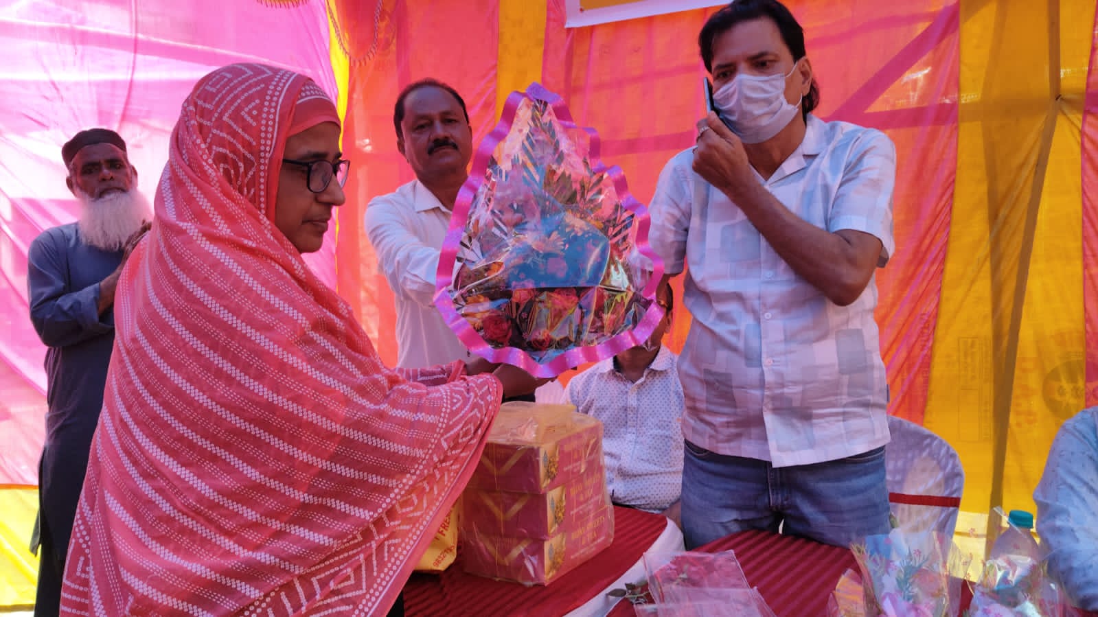 নিয়ামতপুর ইসলামীয়া গার্লস হাই স্কুলে ৫০লক্ষ টাকা খরচে তিনটি কাজের শুভ সূচনা করলেন মেয়র বিধান উপাধ্যায় নিয়ামতপুর ইসলামীয়া গার্লস হাই স্কুলে ৫০লক্ষ টাকা খরচে তিনটি কাজের শুভ সূচনা করলেন মেয়র বিধান উপাধ্যায়