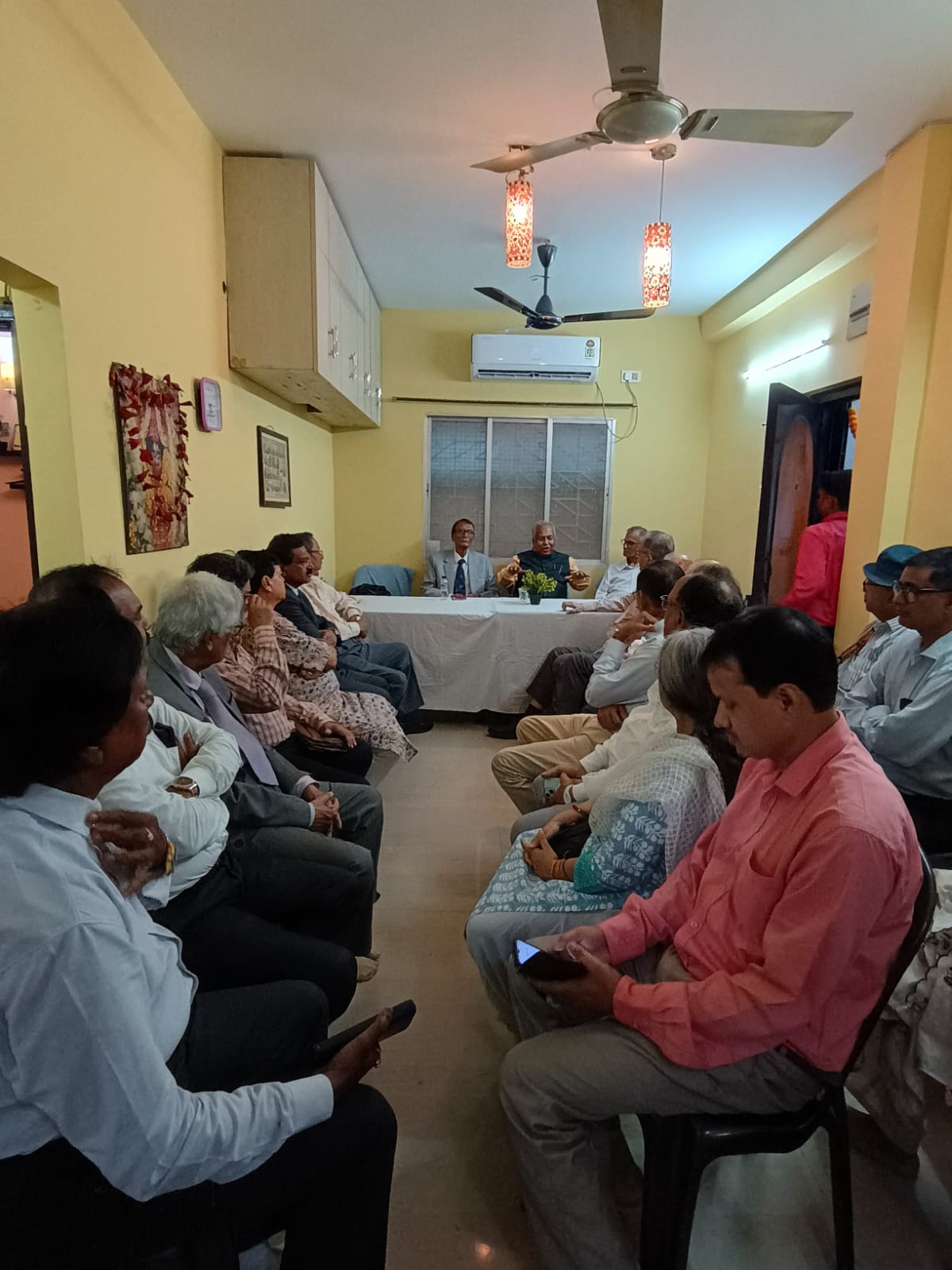 আইনী সহায়তার পাশাপাশি কাউন্সিলিং কোর্স করাচ্ছে ‘লিগ্যাল এইড সার্ভিসেস’ আইনী সহায়তার পাশাপাশি কাউন্সিলিং কোর্স করাচ্ছে ‘লিগ্যাল এইড সার্ভিসেস’