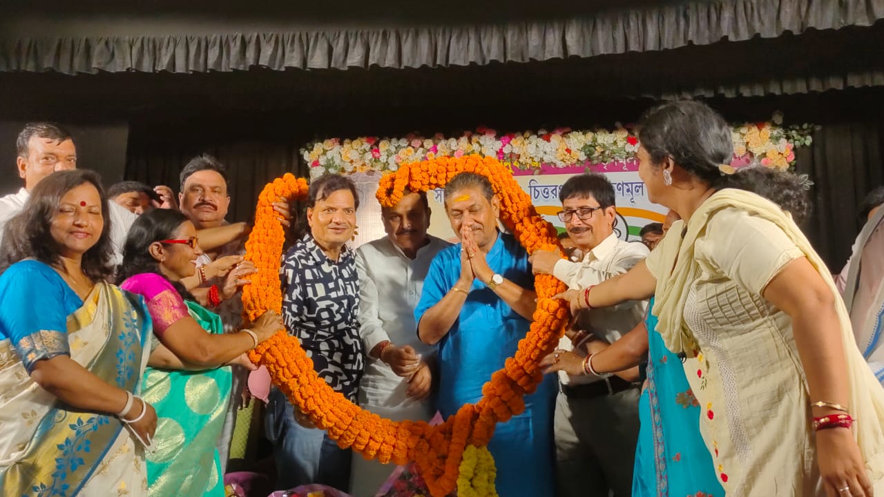 সালানপুর ব্লক তৃণমূল কংগ্রেসের কর্মীসভা, বিরোধীদের জামানত যপ্ত করার নির্দেশ দিলেন জেলা সভাপতি সালানপুর ব্লক তৃণমূল কংগ্রেসের কর্মীসভা, বিরোধীদের জামানত যপ্ত করার নির্দেশ দিলেন জেলা সভাপতি