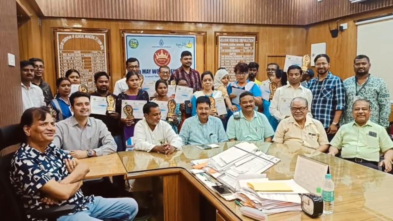 আসানসোল পুরনিগমের উদ্যোগে পালিত হলো বিশ্ব ডেঙ্গু দিবস আসানসোল পুরনিগমের উদ্যোগে পালিত হলো বিশ্ব ডেঙ্গু দিবস