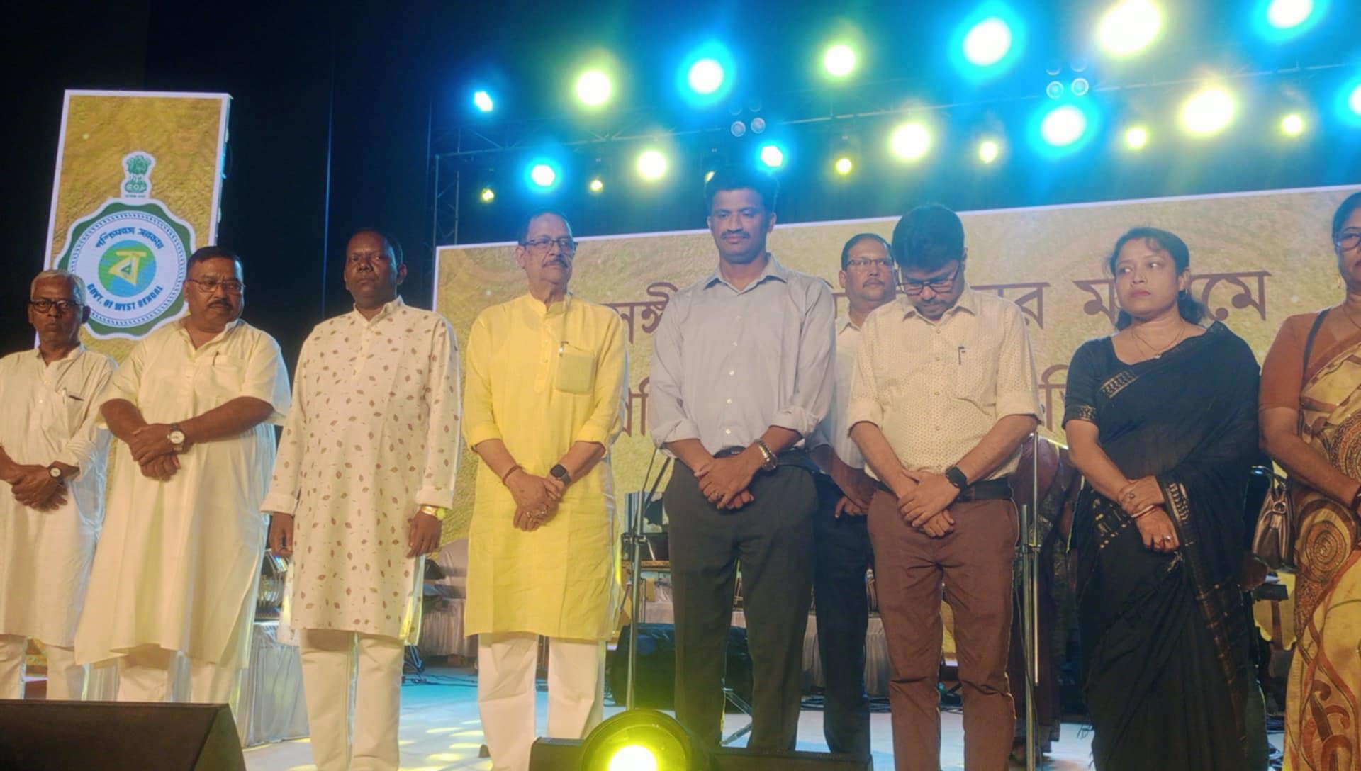 আসানসোলে ছ’জন কিংবদন্তি শিল্পীকে শ্রদ্ধাঞ্জলি আসানসোলে ছ’জন কিংবদন্তি শিল্পীকে শ্রদ্ধাঞ্জলি
