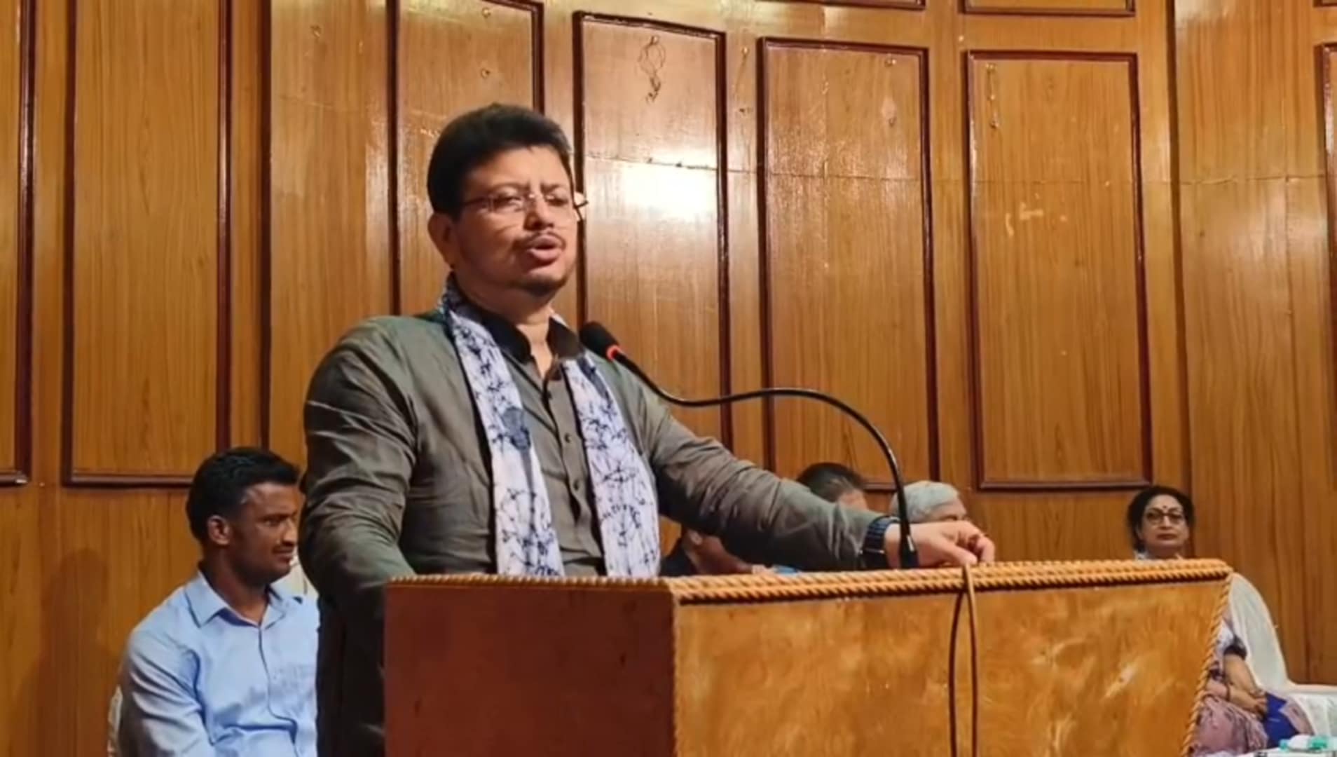 দূর্গাপুরে জেলা স্তরের শিল্প সমন্বয় বৈঠক থেকে তৃণমূল শ্রমিক সংগঠন নেতৃত্বকে সতর্ক করলেন ঋতব্রত বন্দ্যোপাধ্যায়