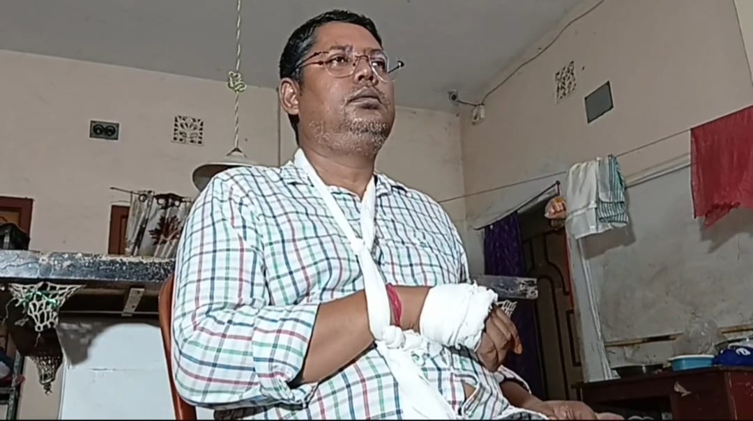 মন্ত্রীর স্বামীর উপর হামলা- অভিযোগের তীর বিজেপির দিকে মন্ত্রীর স্বামীর উপর হামলা- অভিযোগের তীর বিজেপির দিকে