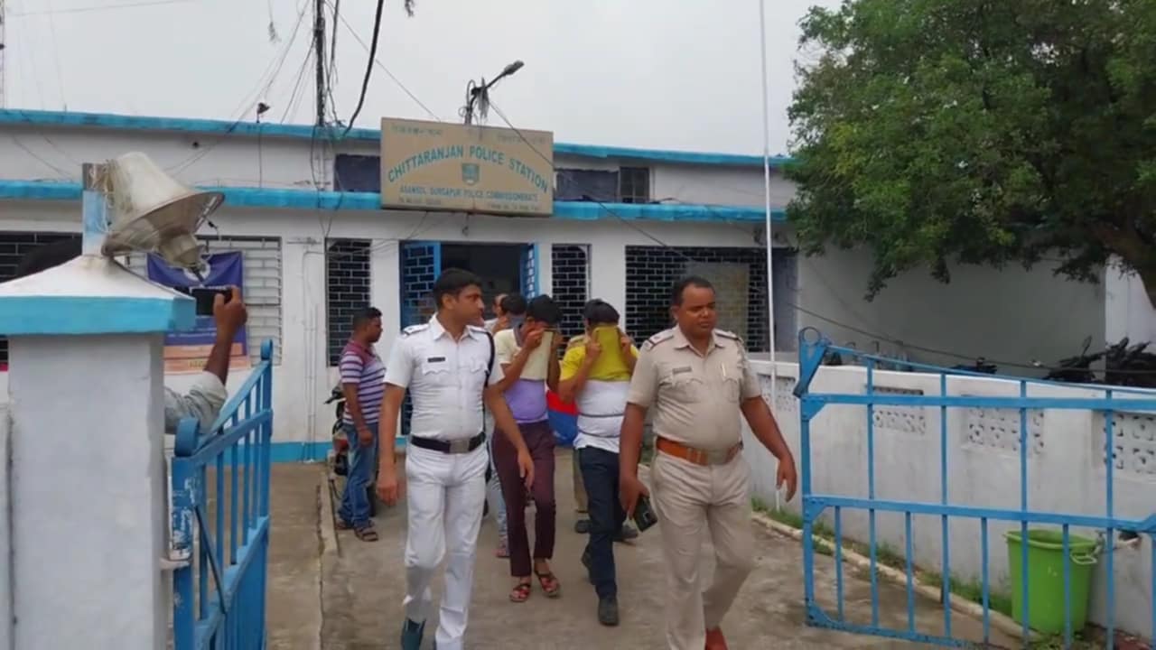 চিত্তরঞ্জন কর্ণেল সিং পার্ক কাণ্ডে গ্রেফতার চার চিত্তরঞ্জন কর্ণেল সিং পার্ক কাণ্ডে গ্রেফতার চার
