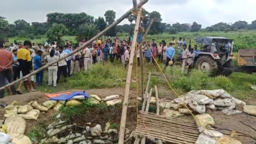 অবৈধ কয়লা খনন: প্রশাসনের মদতে চলছে মৃত্যুর মিছিল অবৈধ কয়লা খনন: প্রশাসনের মদতে চলছে মৃত্যুর মিছিল