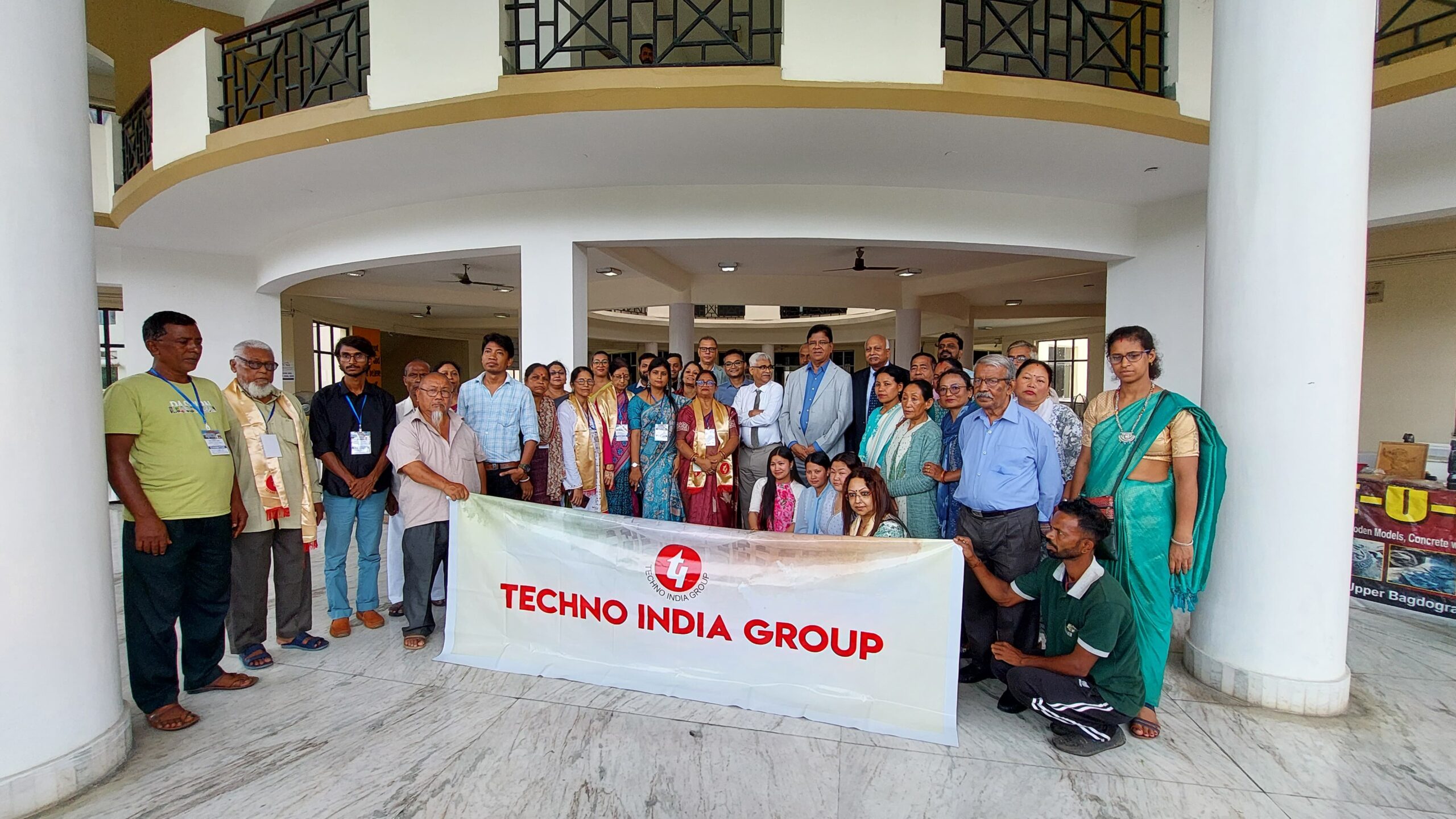 শিলিগুড়িতে ভারতের প্রথম ফ্যাশন ইউনিভার্সিটি চালু করছে টেকনো ইন্ডিয়া গ্রুপ শিলিগুড়িতে ভারতের প্রথম ফ্যাশন ইউনিভার্সিটি চালু করছে টেকনো ইন্ডিয়া গ্রুপ
