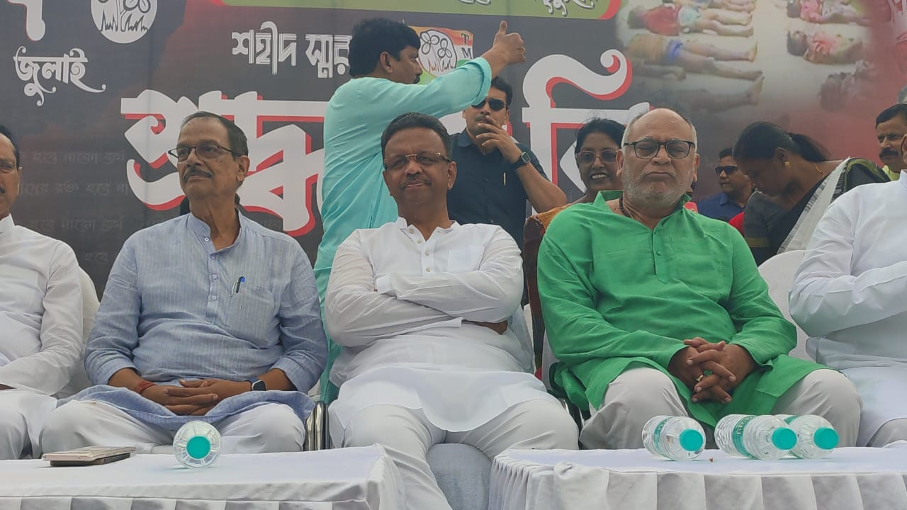 বাসাপাড়ায় শহীদ সমাবেশে ২৫ জন শহীদকে শ্রদ্ধা, উপস্থিত মন্ত্রীরা বাসাপাড়ায় শহীদ সমাবেশে ২৫ জন শহীদকে শ্রদ্ধা, উপস্থিত মন্ত্রীরা