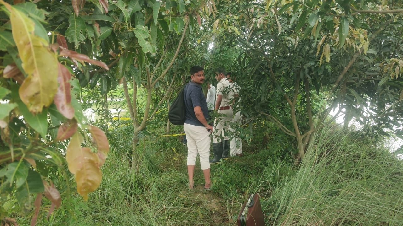 নানুরে পচাগলা দেহ উদ্ধার ঘটনায় ৫ সদস্যের ফরেনসিক দল