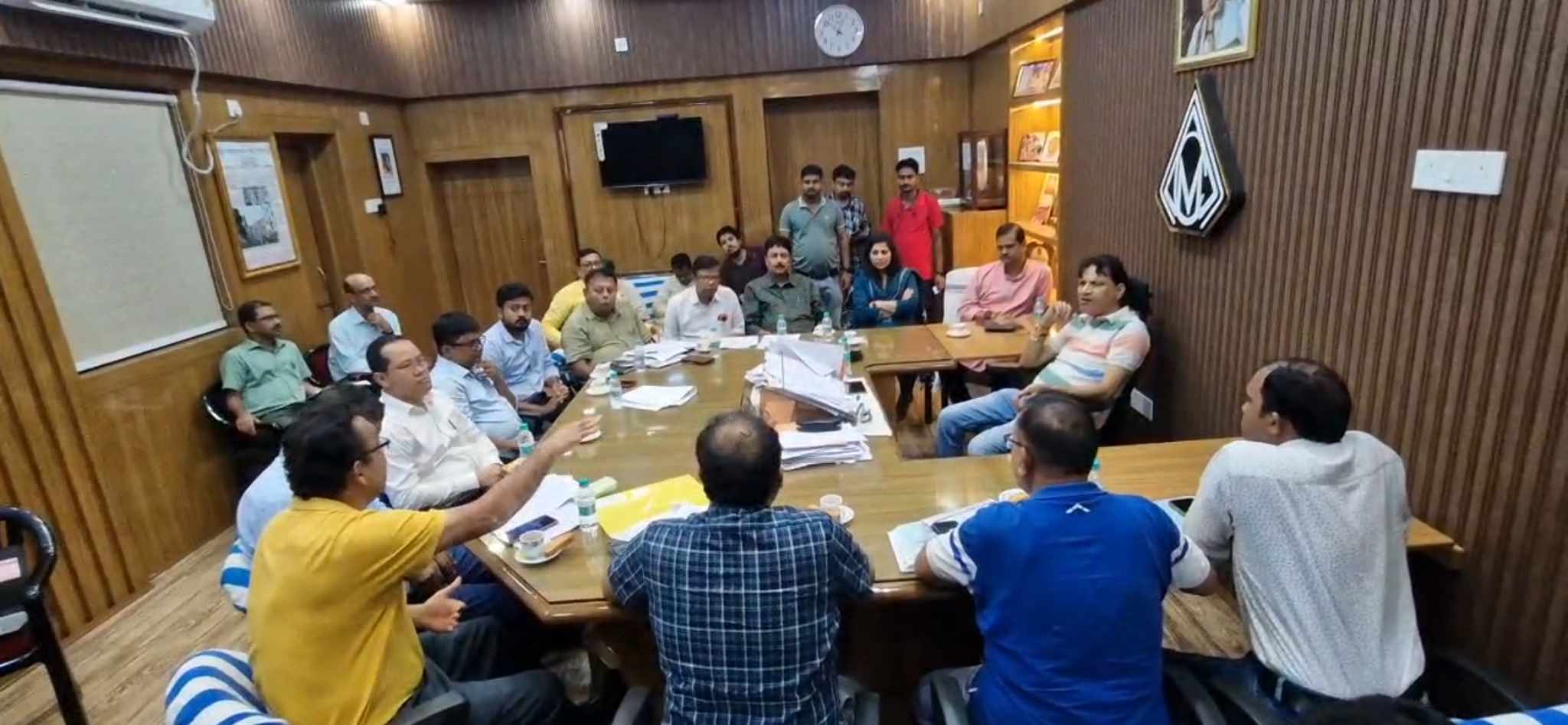 পরিস্কার পাণীয় জল ১০/১৫ দিন পর পাবে শিল্পাঞ্চলবাসী পরিস্কার পাণীয় জল ১০/১৫ দিন পর পাবে শিল্পাঞ্চলবাসী