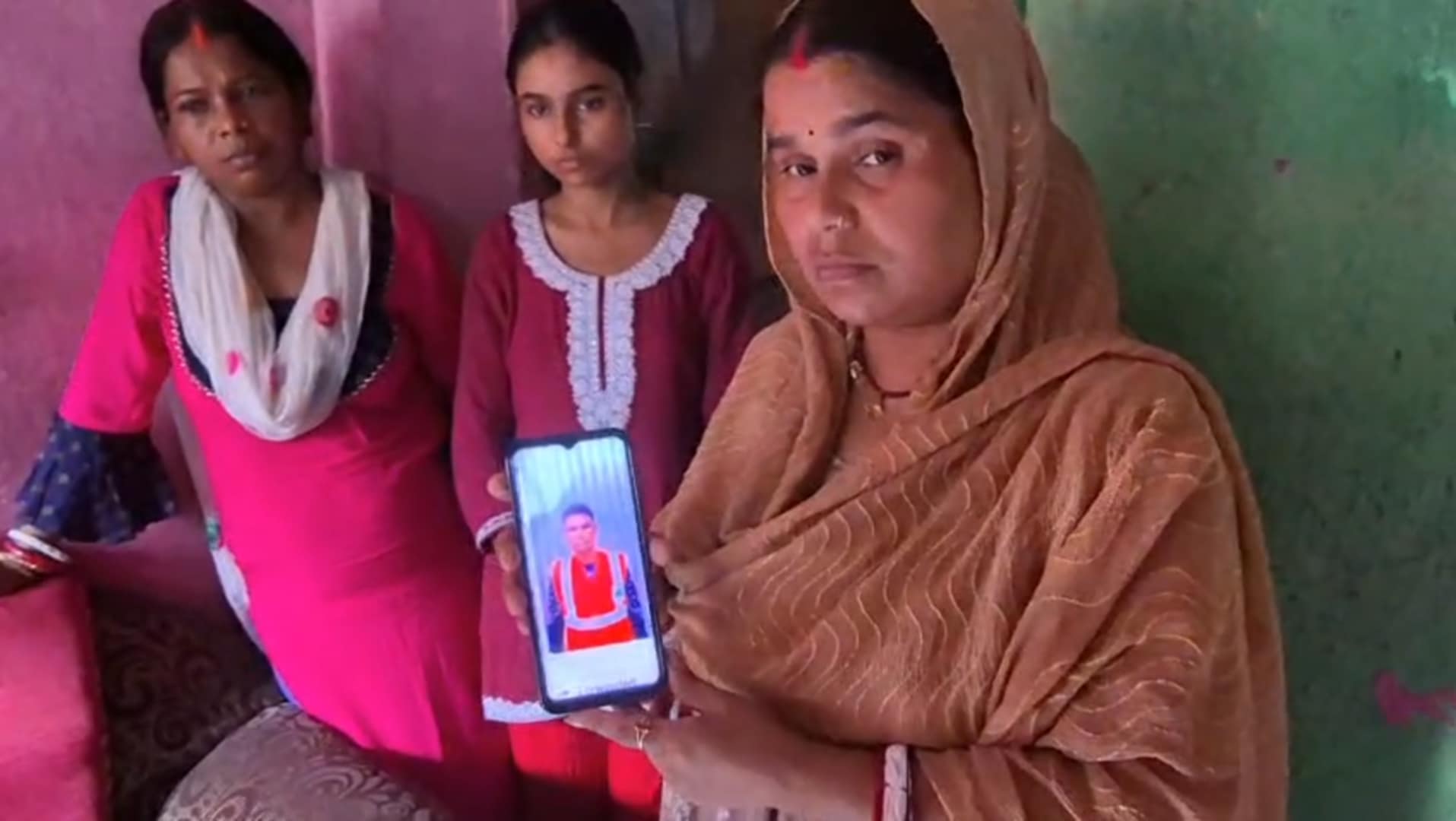 আসানসোলের পরিযায়ী শ্রমিকের হায়দ্রাবাদে রহস্যমৃত্যু,খুনের অভিযোগে তদন্ত আসানসোলের পরিযায়ী শ্রমিকের হায়দ্রাবাদে রহস্যমৃত্যু,খুনের অভিযোগে তদন্ত