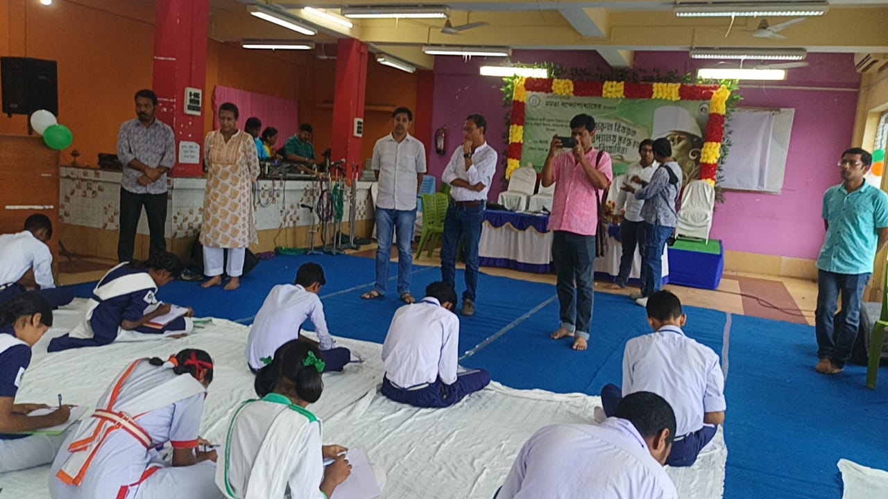 মহকুমা তথ্য ও সংস্কৃতি দপ্তরের উদ্যোগে আন্তর্বিদ্যালয় প্রবন্ধ রচনা প্রতিযোগিতার মাধ্যমে রবীন্দ্র চর্চার সাথে নজরুল চর্চা মহকুমা তথ্য ও সংস্কৃতি দপ্তরের উদ্যোগে আন্তর্বিদ্যালয় প্রবন্ধ রচনা প্রতিযোগিতার মাধ্যমে রবীন্দ্র চর্চার সাথে নজরুল চর্চা