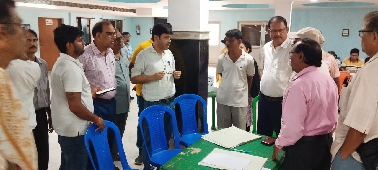 ‘আমাদের পাড়া, আমাদের সমাধান’- উপস্থিত মহকুমা শাসক ‘আমাদের পাড়া, আমাদের সমাধান’- উপস্থিত মহকুমা শাসক