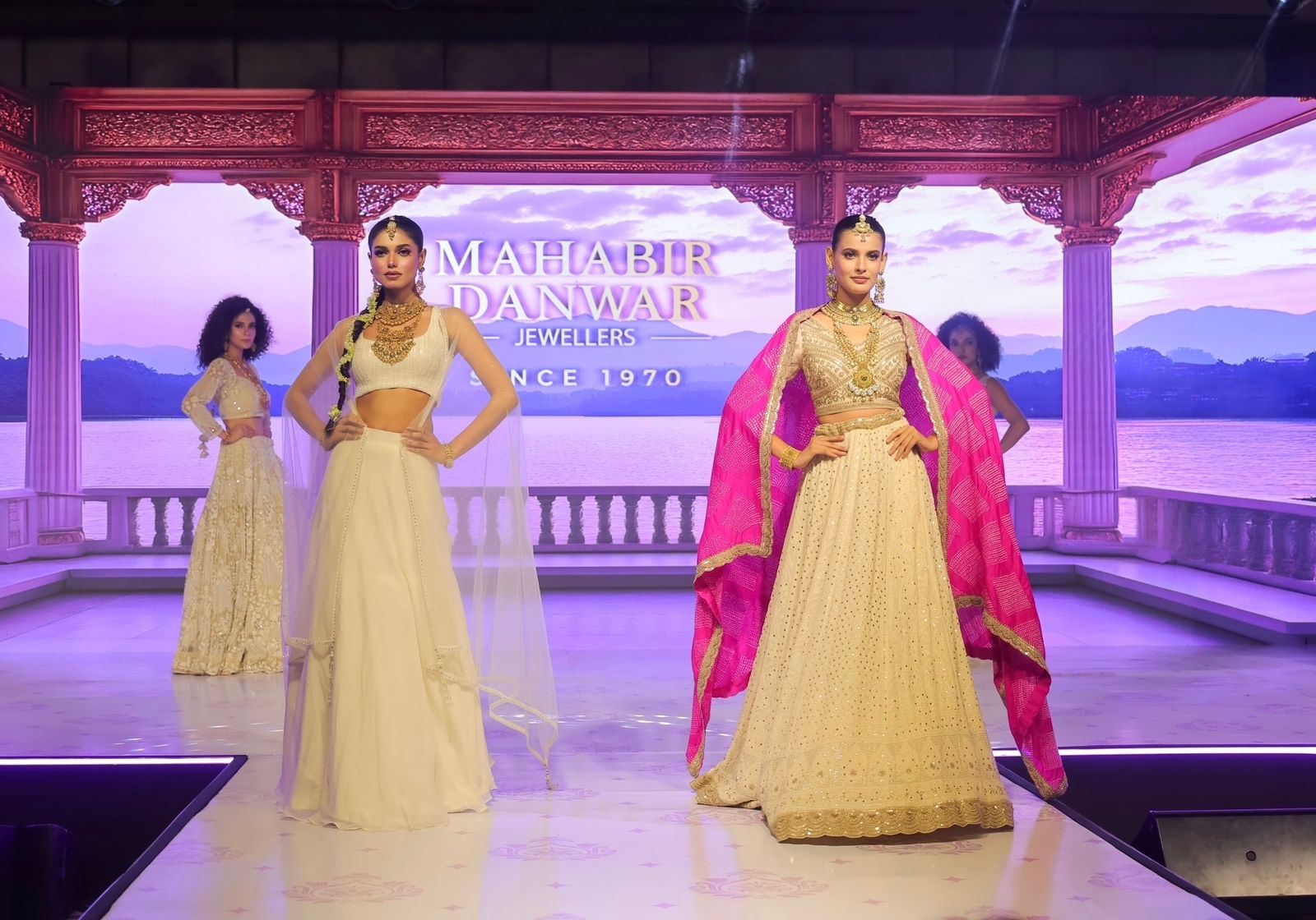 এমডিজে কাপল নং ১ (সিজন ৪) এর গ্র্যান্ড ফিনালে উপস্থাপনা করল মহাবীর দানওয়ার জুয়েলার্স