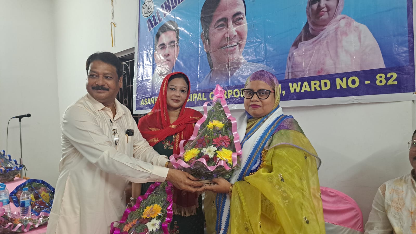 আসানসোল সাউথ টাউন ব্লক তৃণমূল কংগ্রেসে নেতৃত্বে রদবদল, নবনিযুক্ত নেতাদের সংবর্ধনা আসানসোল সাউথ টাউন ব্লক তৃণমূল কংগ্রেসে নেতৃত্বে রদবদল, নবনিযুক্ত নেতাদের সংবর্ধনা