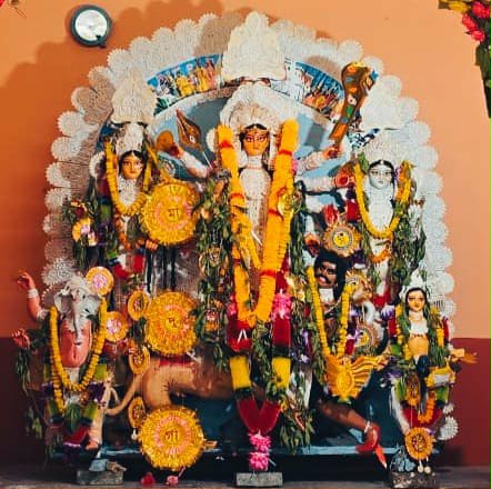 ৩০০ বছর ধরে নিজেদের ঐতিহ্য ধরে রেখেছে সাটিনন্দীর পাঁজা পরিবার ৩০০ বছর ধরে নিজেদের ঐতিহ্য ধরে রেখেছে সাটিনন্দীর পাঁজা পরিবার