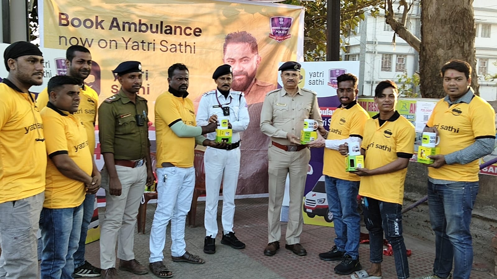 আসানসোল নর্থ ট্রাফিক এর উদ্যোগে আয়োজিত হল আসানসোল যাত্রী সাথী” অ্যাপ নিয়ে বিশেষ শিবির