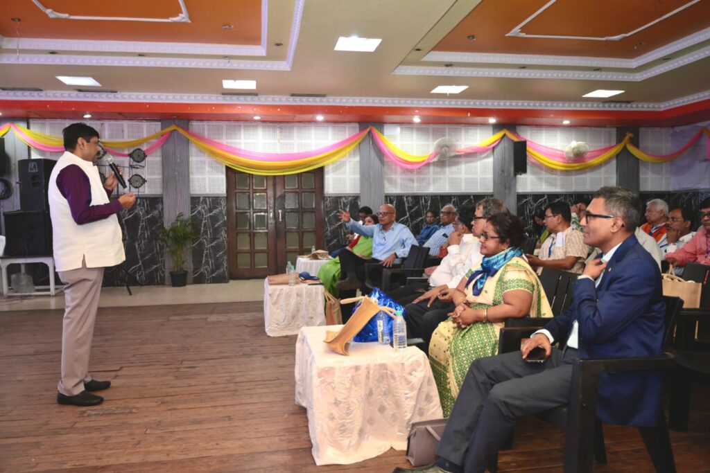 রোটারি ক্লাব অফ দুর্গাপুর সেন্ট্রাল ও দুর্গাপুর এলিটের উদ্যোগে ডিস্ট্রিক্ট পরিবেশ সেমিনার অনুষ্ঠিত