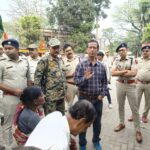 গুসকরায় কেন্দ্রীয় বাহিনীর সাথে রুট মার্চ