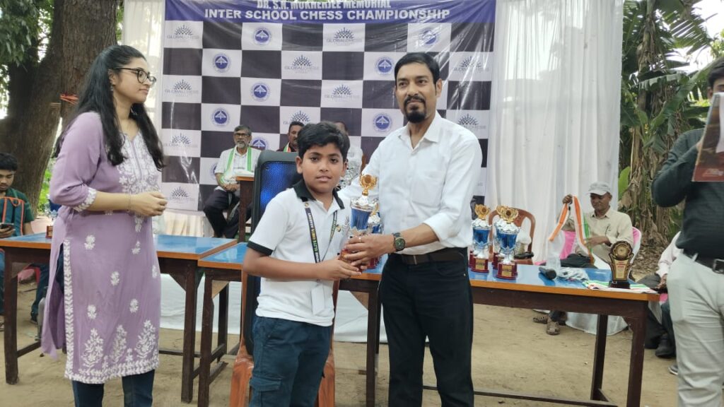 বর্ধমানে অনুষ্ঠিত হলো প্রথম আন্তঃস্কুল দাবা চ্যাম্পিয়নশিপ প্রতিযোগিতা 