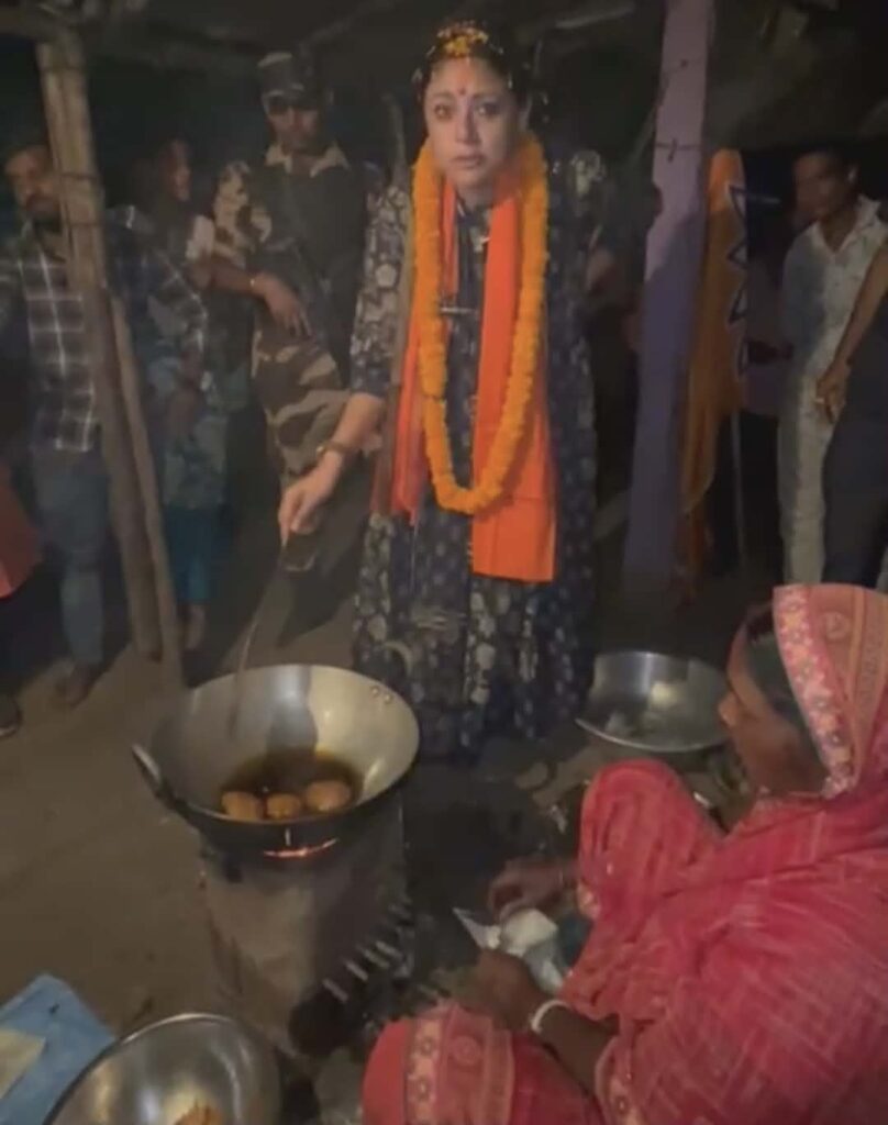 চপ ভেজে ‘দিদির মডেল’কে কটাক্ষ বিজেপি প্রার্থীর