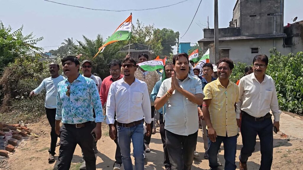 সালানপুরে জোরদার প্রচার তৃণমূল প্রার্থী বিধান উপাধ্যায়ের   