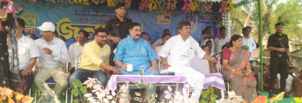 মঙ্গলকোটে স্বমহিমায় ধরা দিলেন অনুব্রত, বিজেপিকে নিশানা