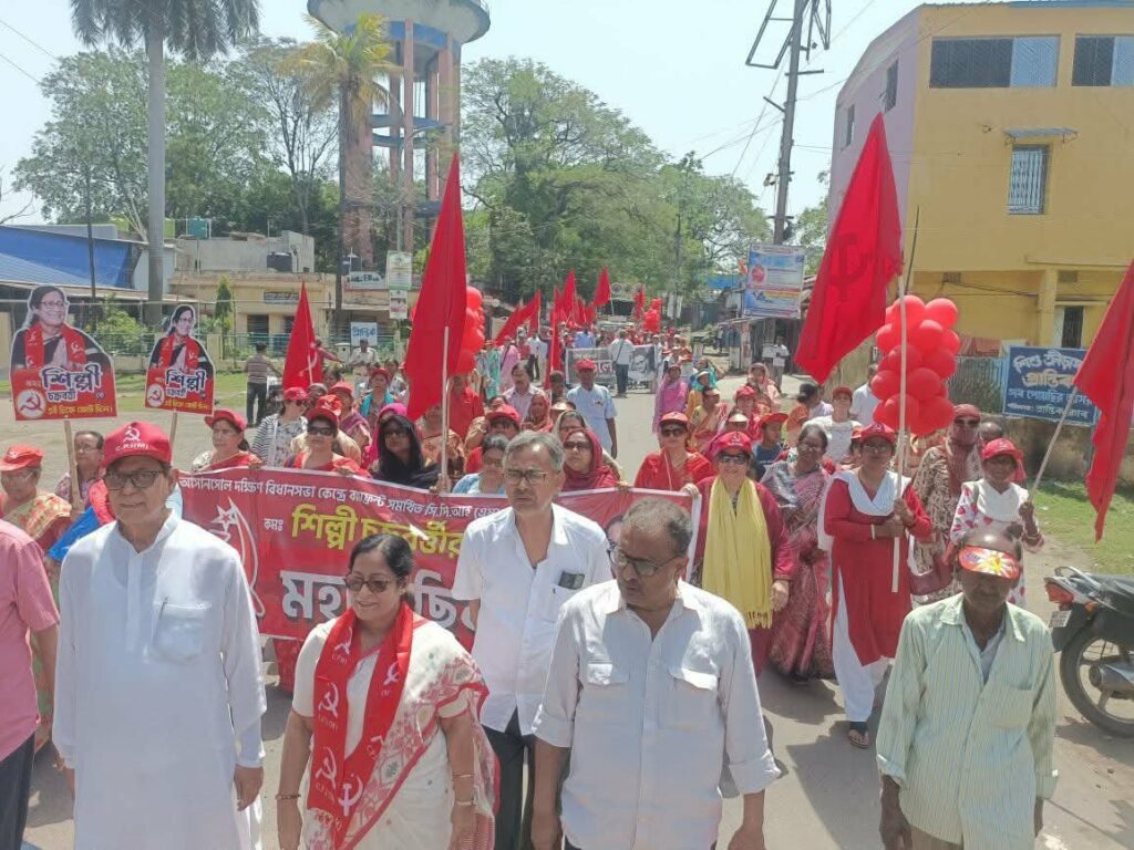 বামেদের মিছিলে জনজোয়ার: শিল্পী চক্রবর্তীর সমর্থনে মহঃ সেলিমের মেগা শো