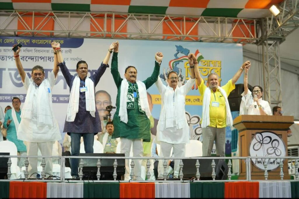 বিজেপিকে উৎখাত করে তবেই দিল্লি যাব, হুঙ্কার মমতা ব্যানার্জ্জীর